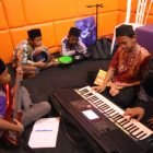Pelatihan Musik Gambus Di Yayasan Sentuhan Qolbu